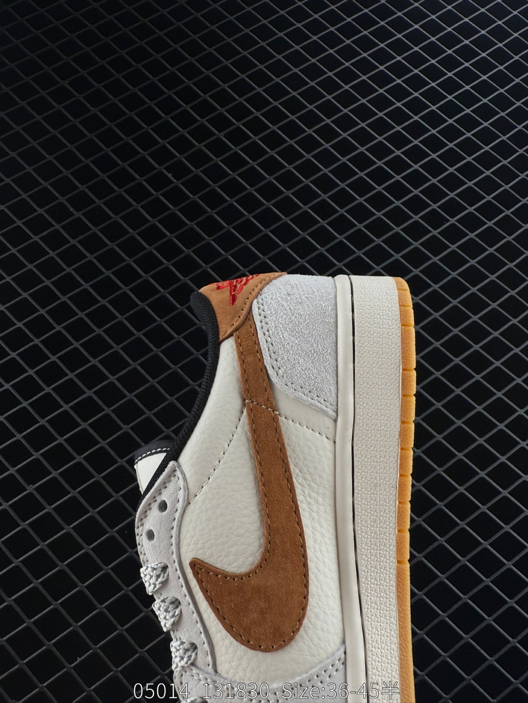 Travis Scott x Air Jordan 1 ” Reverse Mocha “